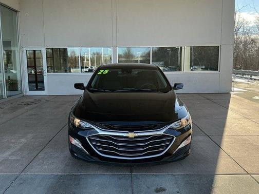 2025 Chevrolet Malibu LT