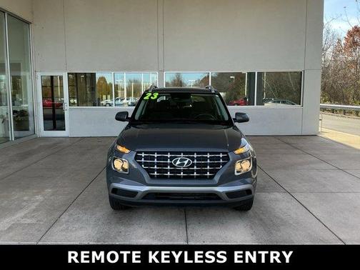 2023 Hyundai VENUE SEL