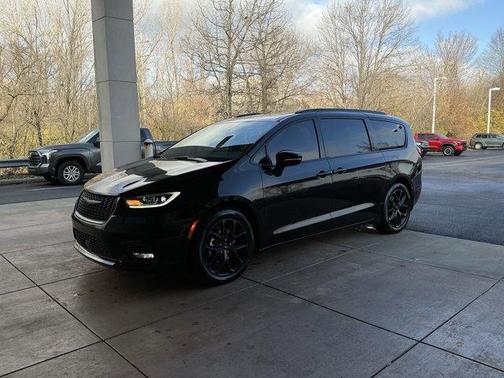 2025 Chrysler Pacifica Limited