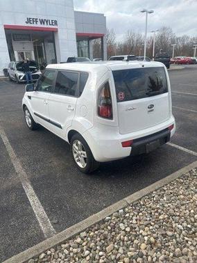2011 Kia Soul +