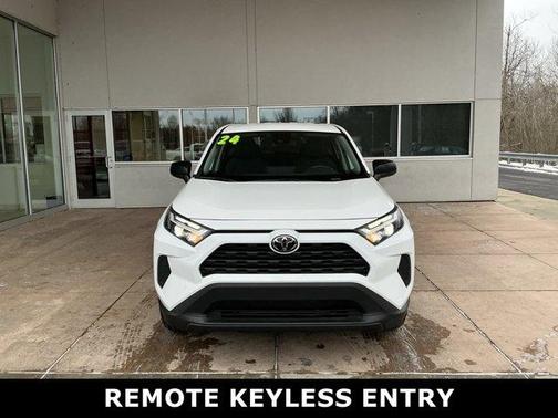 2024 Toyota RAV4 LE