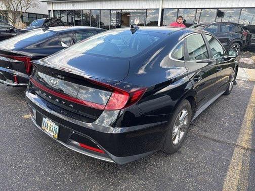 2021 Hyundai SONATA SE