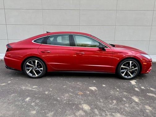 2021 Hyundai SONATA SEL Plus