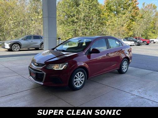 2017 Chevrolet Sonic LT