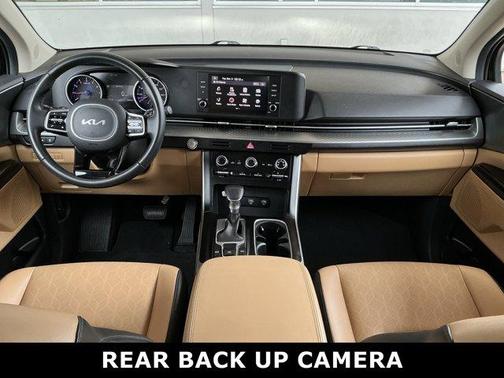 2023 Kia Carnival LX