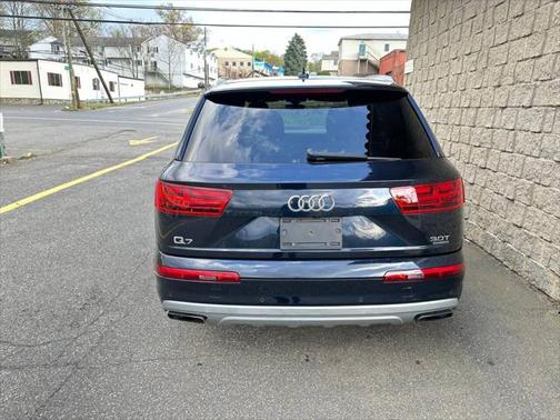 2017 Audi Q7 3.0T Premium