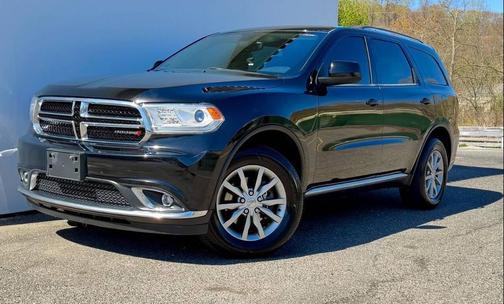 DB Black Crystal Clearcoat 2017 Dodge Durango SXT