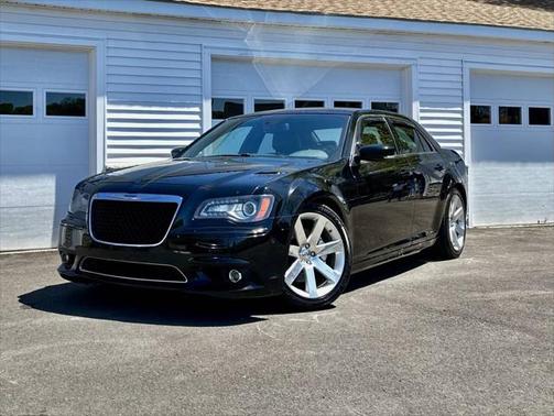2012 Chrysler 300 SRT8