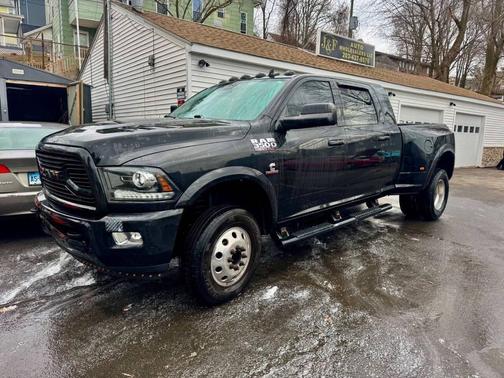 2018 RAM 3500 Laramie Mega Cab 4x4 6'4' Box
