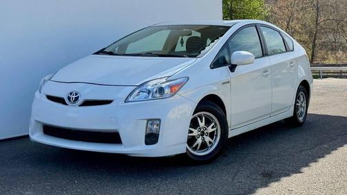 Blizzard Pearl 2010 Toyota Prius IV
