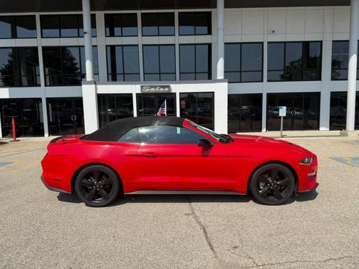 2021 Ford Mustang EcoBoost