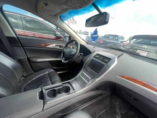 2013 Lincoln MKZ Base
