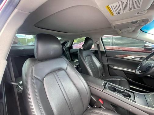 2013 Lincoln MKZ Base