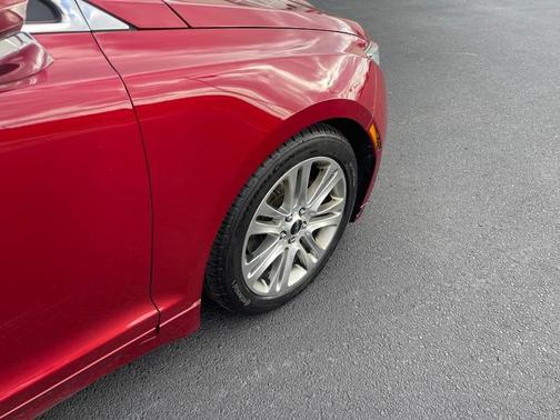 2013 Lincoln MKZ Base