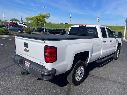 Summit White 2016 Chevrolet Silverado 2500 WT