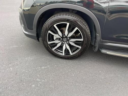 2020 Honda Pilot Touring 8-Passenger