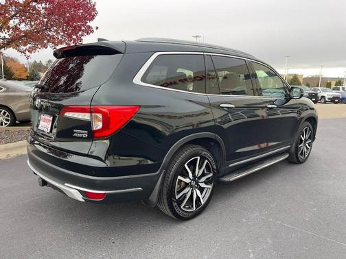 2020 Honda Pilot Touring 8-Passenger