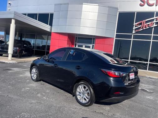2016 Scion iA 4dr Sdn (Natl)