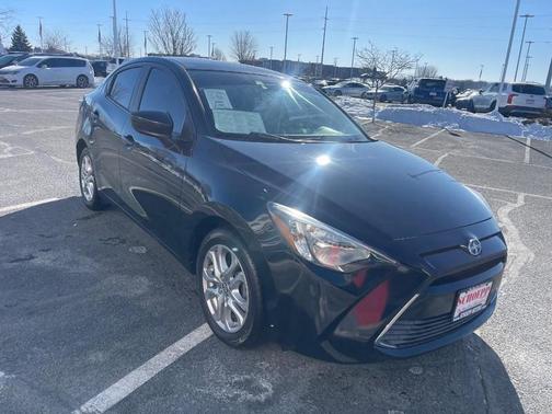 2016 Scion iA 4dr Sdn (Natl)