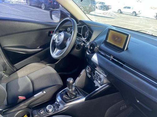 2016 Scion iA 4dr Sdn (Natl)