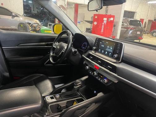 2021 Kia Telluride LX
