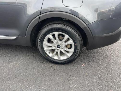 2021 Kia Telluride LX