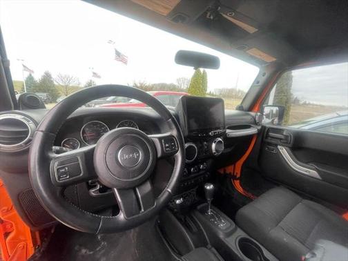 2012 Jeep Wrangler Unlimited Sahara