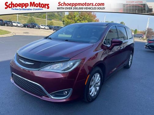 2018 Chrysler Pacifica Touring Plus