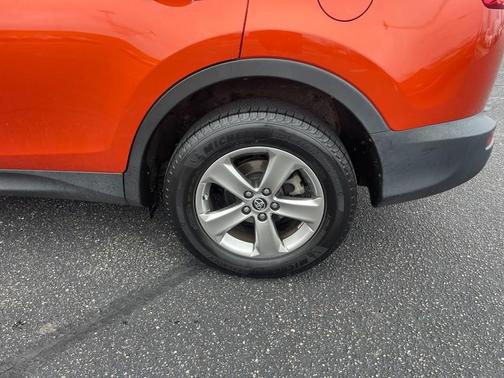 GOLD 2015 Toyota RAV4 XLE