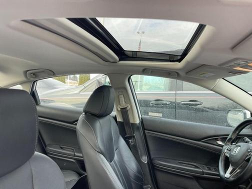 2019 Honda Insight Touring