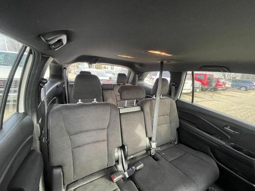 2022 Honda Pilot AWD Sport