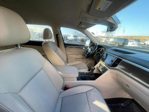 2019 Volkswagen Atlas 3.6L SE w/Technology