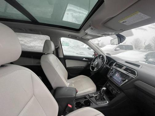 2019 Volkswagen Tiguan 2.0T SE
