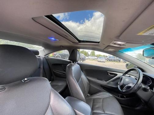 Titanium Gray Metallic 2014 Hyundai ELANTRA Base