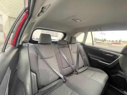 Ruby Flare Pearl 2021 Toyota RAV4 Hybrid XLE