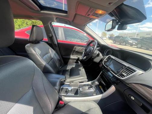 Modern Steel Metallic 2017 Honda Accord Touring V6