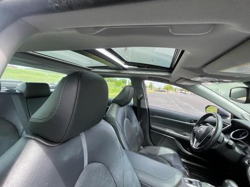 Galactic Aqua Mica 2021 Toyota Camry XLE