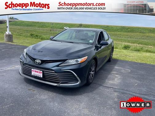 Galactic Aqua Mica 2021 Toyota Camry XLE