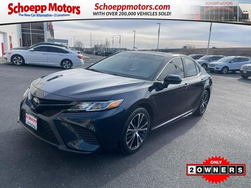 2019 Toyota Camry Auto (Natl)