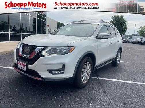 WHITE 2017 Nissan Rogue SV