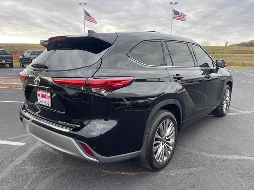 2021 Toyota Highlander Platinum