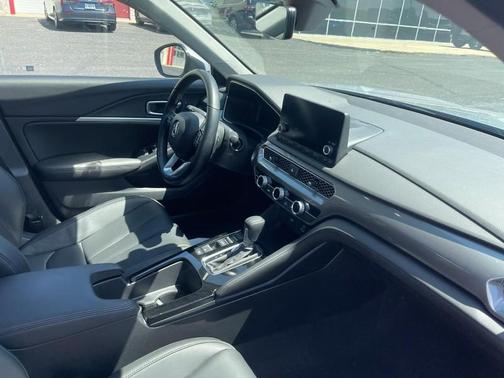Lunar Silver Metallic 2023 Acura Integra CVT