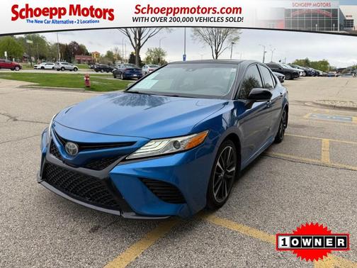 Blue Streak/Midnight Black Metallic 2020 Toyota Camry XSE