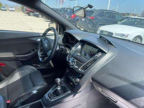 2018 Ford Focus ST