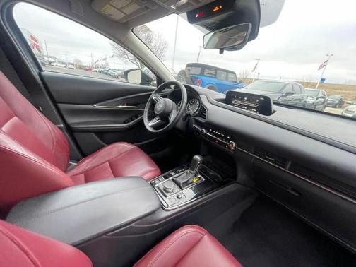 2025 Mazda CX-30 2.5 S Carbon Edition