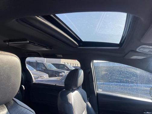 2023 Toyota Sienna XSE 7 Passenger