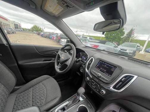 Mosaic Black Metallic 2023 Chevrolet Equinox 1LT