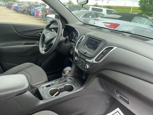 Mosaic Black Metallic 2023 Chevrolet Equinox 1LT