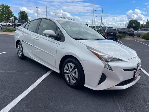 2016 Toyota Prius Two Eco