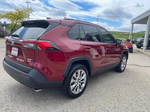 2023 Toyota RAV4 XLE Premium
